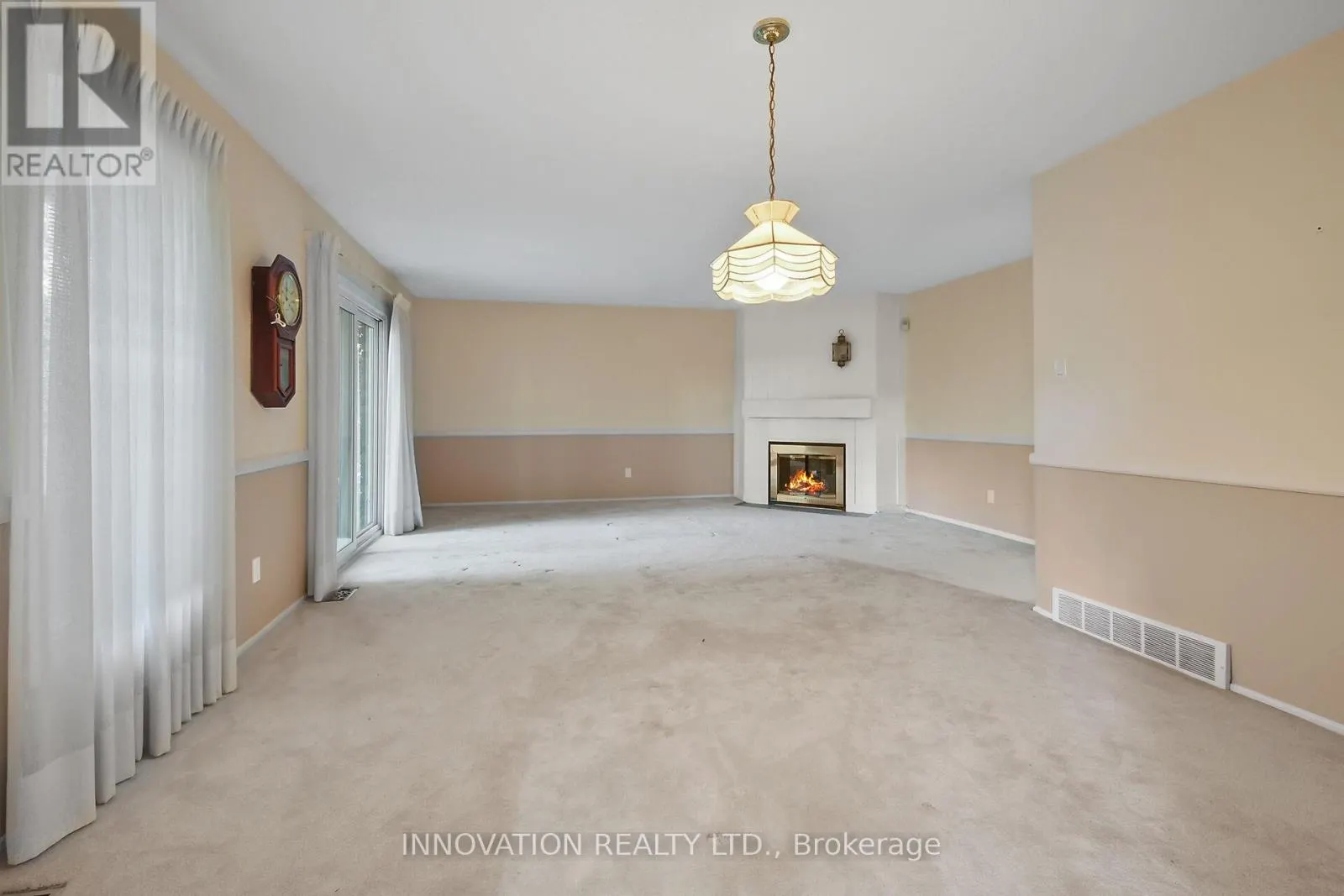 14 CHIMO DRIVE