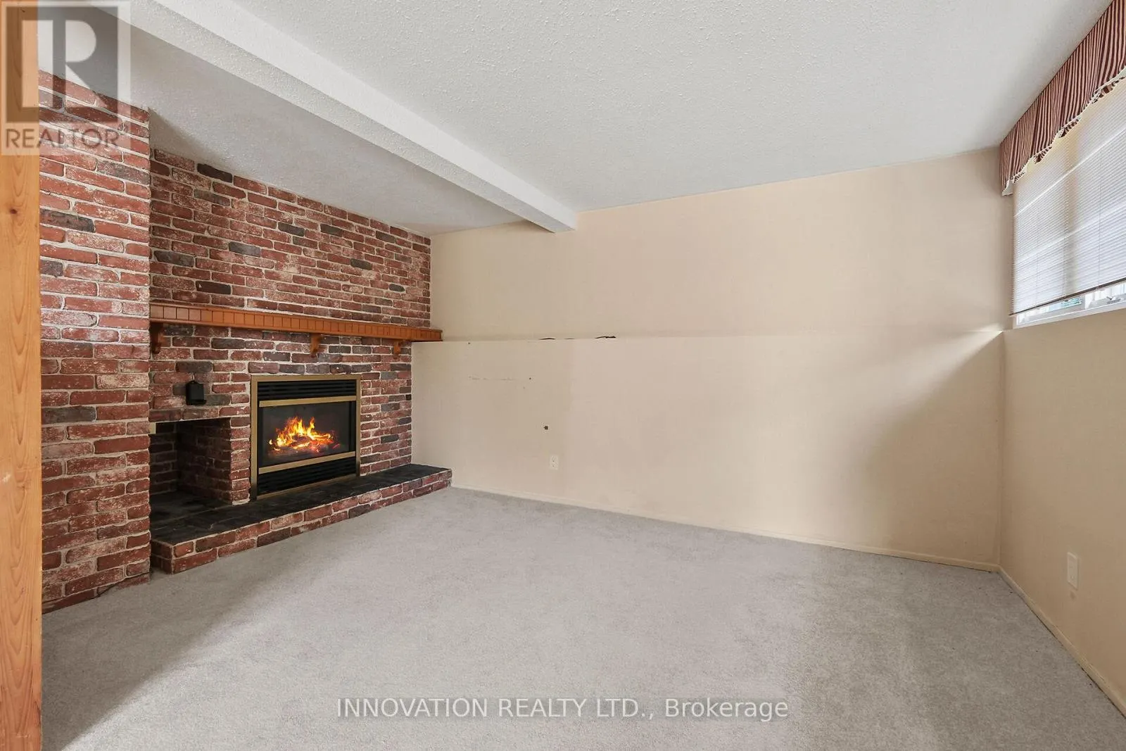 14 CHIMO DRIVE