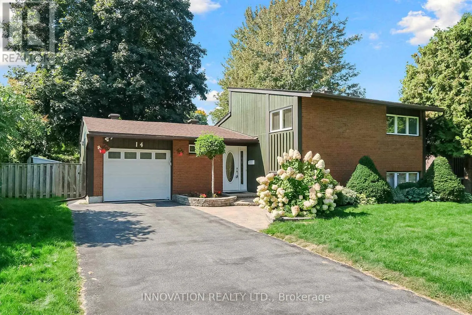 14 CHIMO DRIVE
