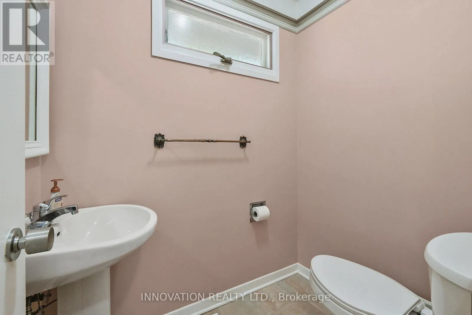 14 CHIMO DRIVE
