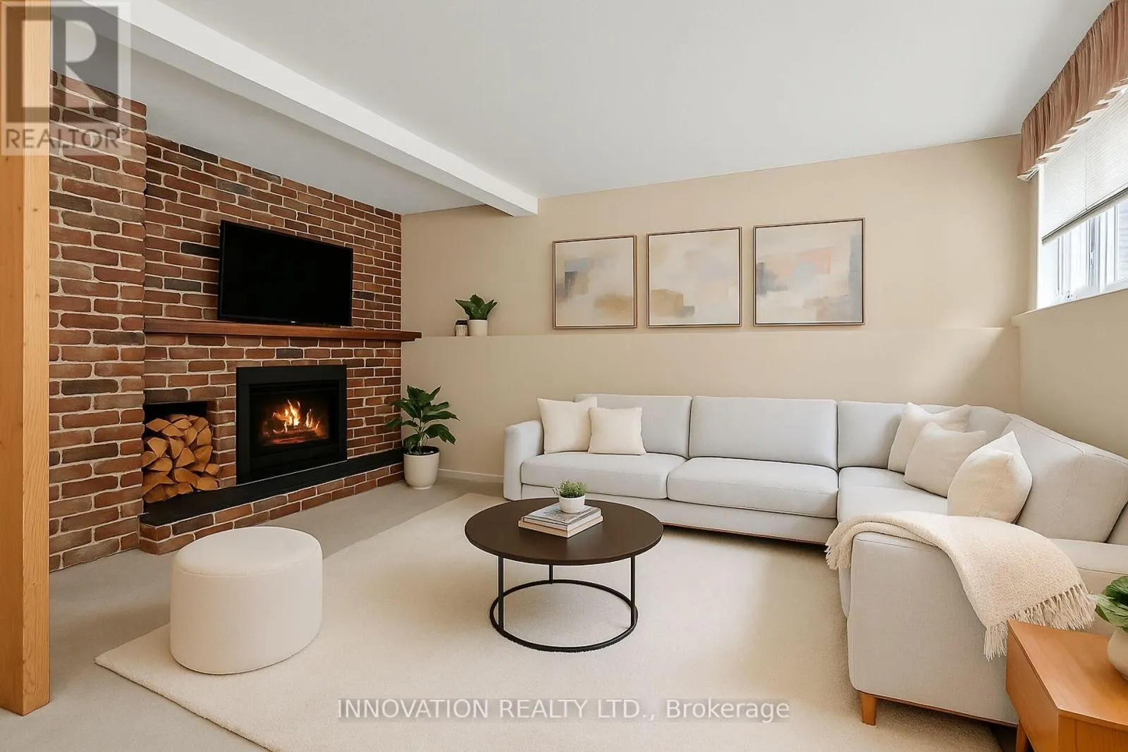 14 CHIMO DRIVE