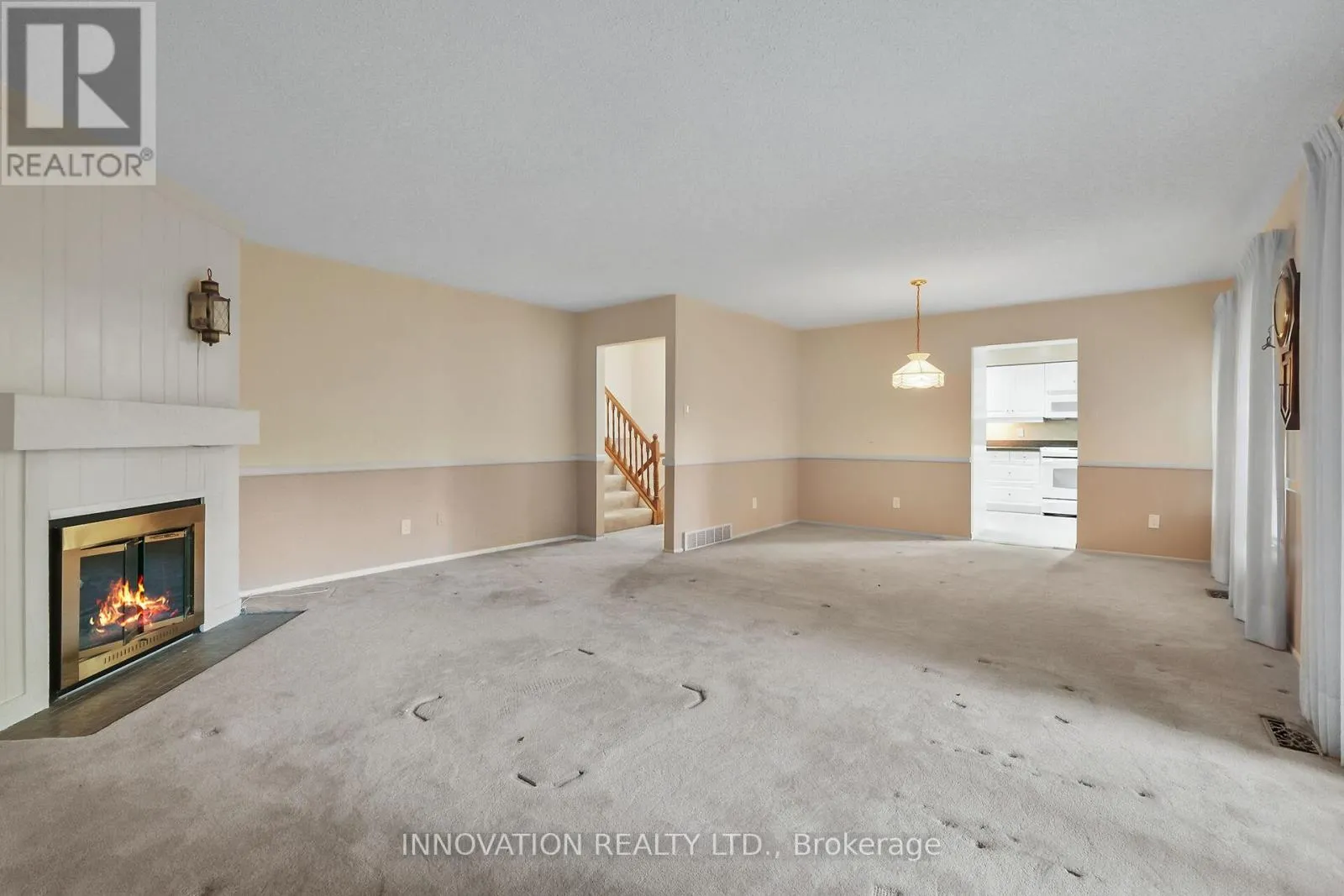 14 CHIMO DRIVE