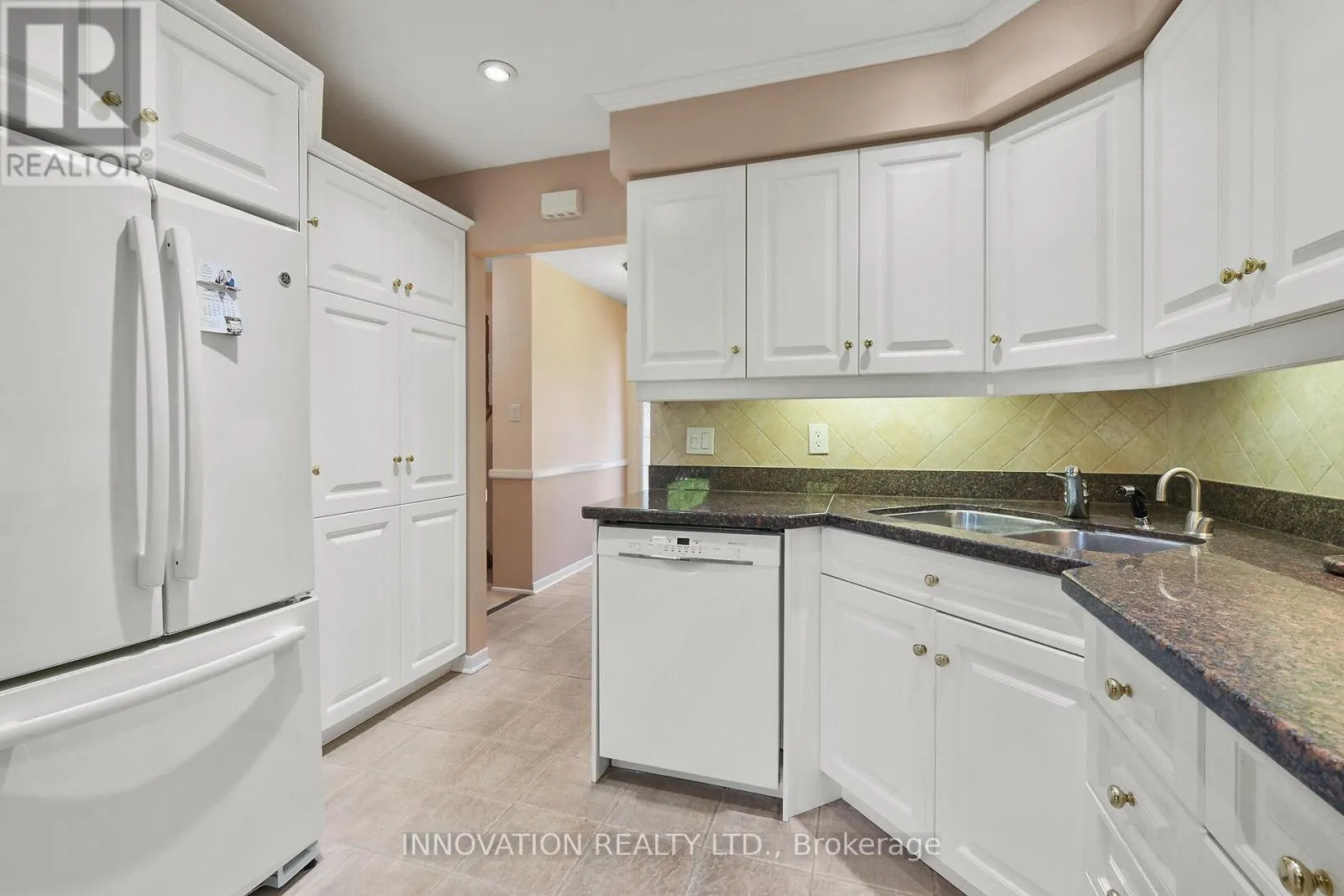 14 CHIMO DRIVE