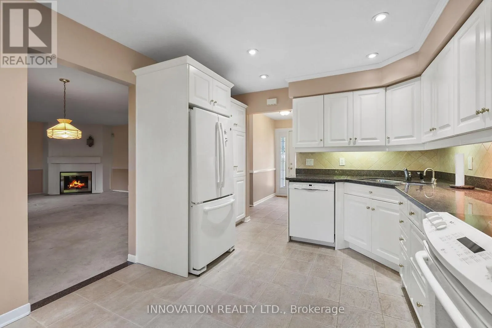 14 CHIMO DRIVE