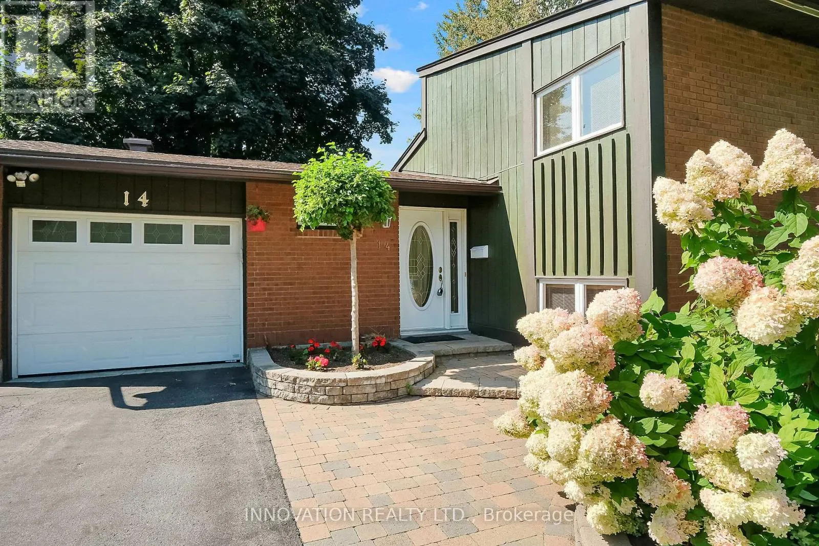 14 CHIMO DRIVE
