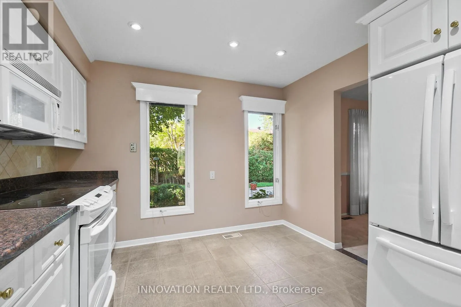 14 CHIMO DRIVE