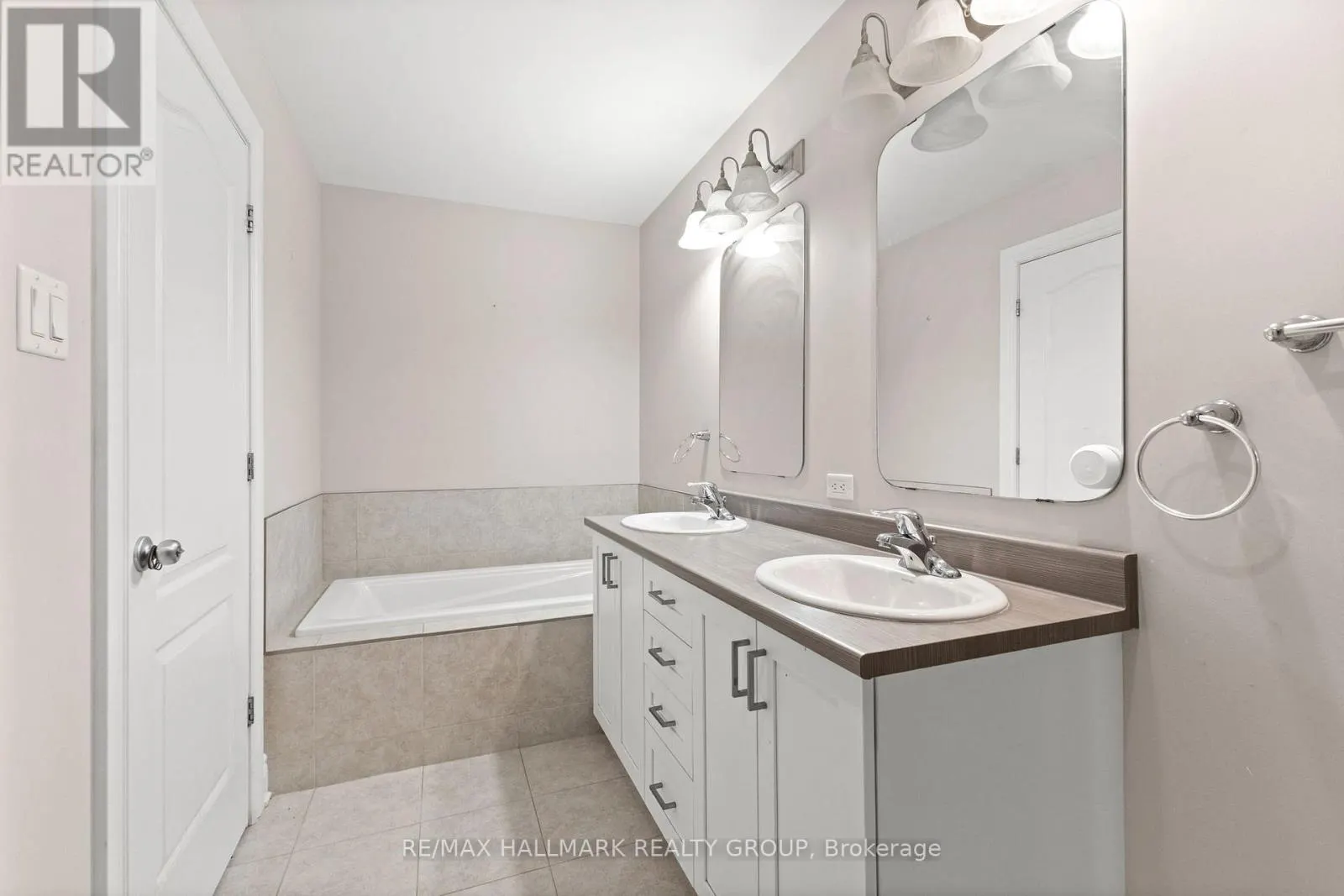 2309 MARBLE CRESCENT