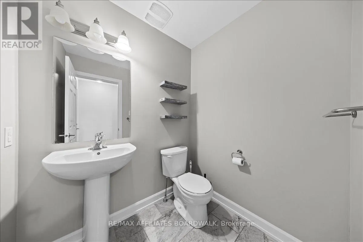 15 VIMY RIDGE CRESCENT
