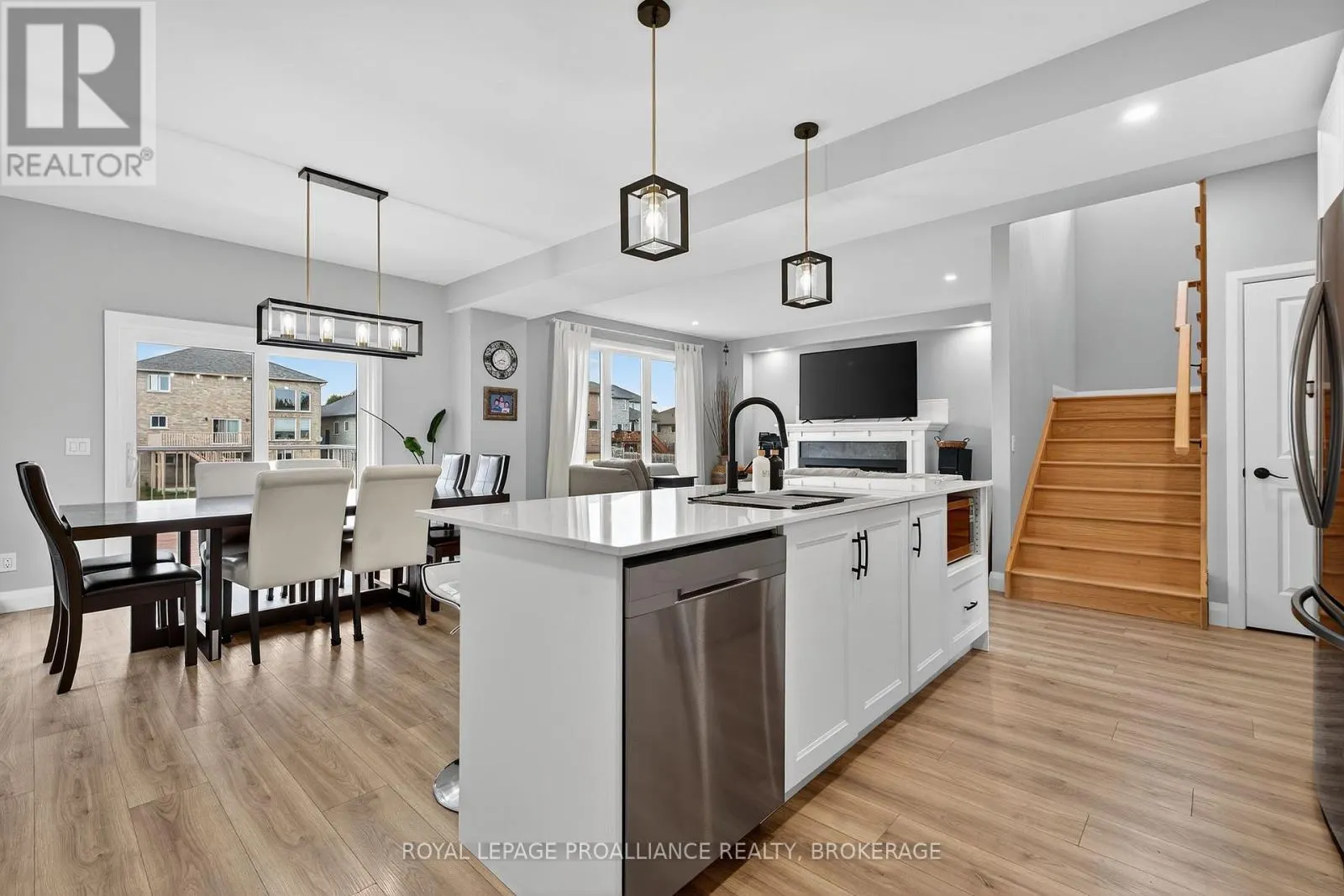 1520 BERKSHIRE DRIVE