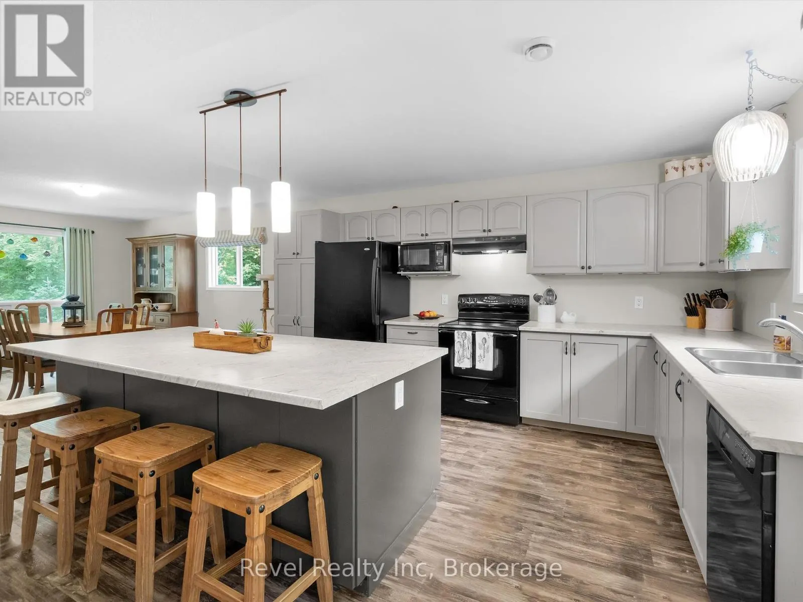 1326 ECHO LAKE ROAD