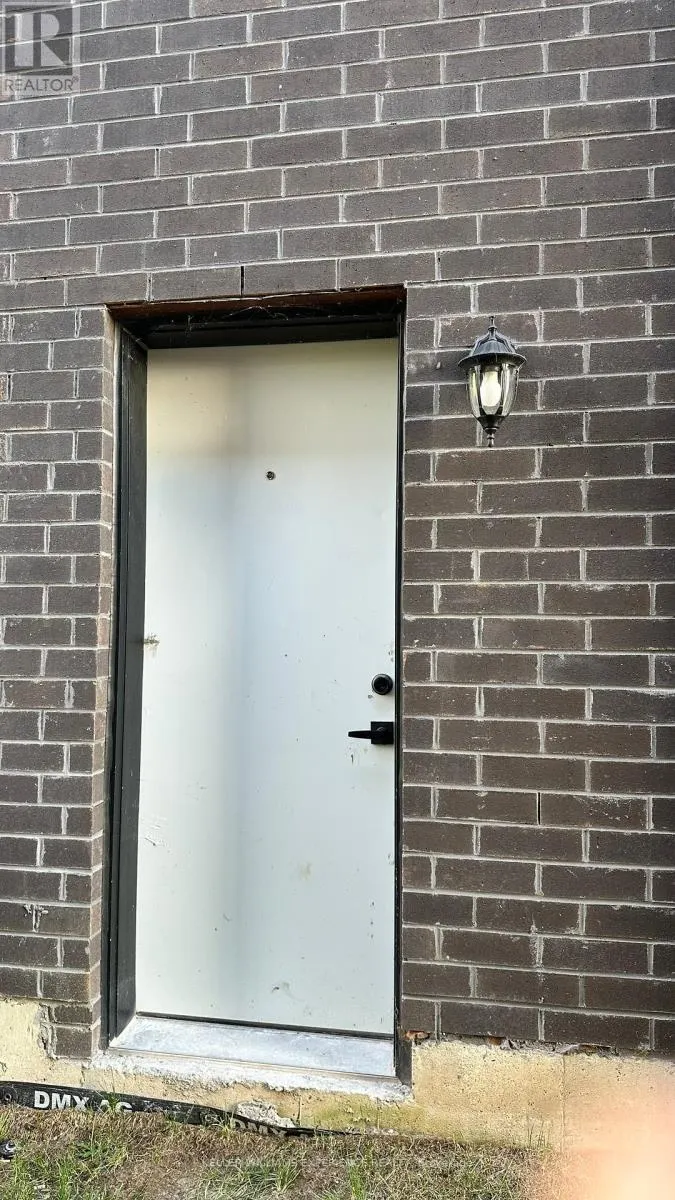 125 JEWEL STREET