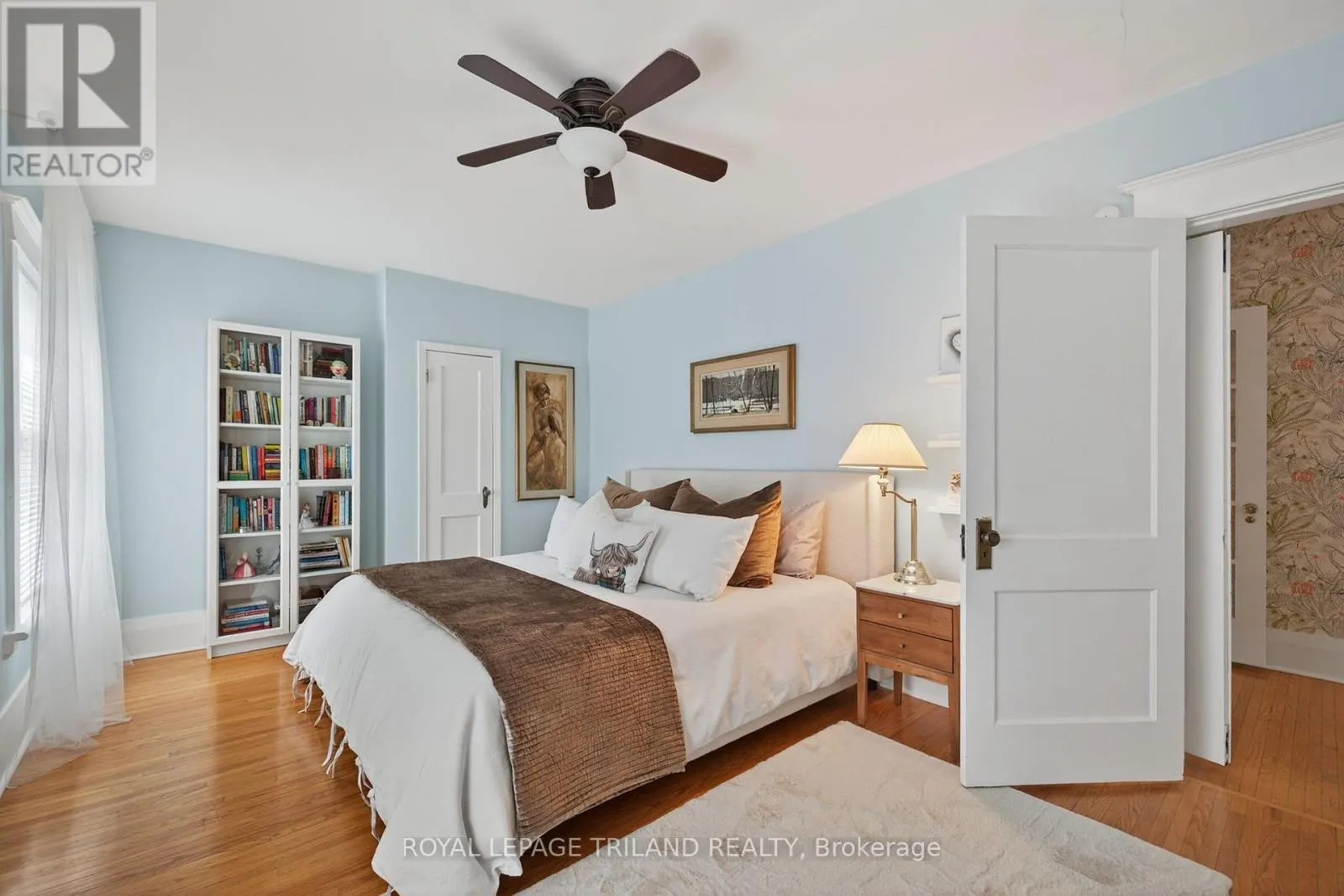 263 RIDOUT STREET S