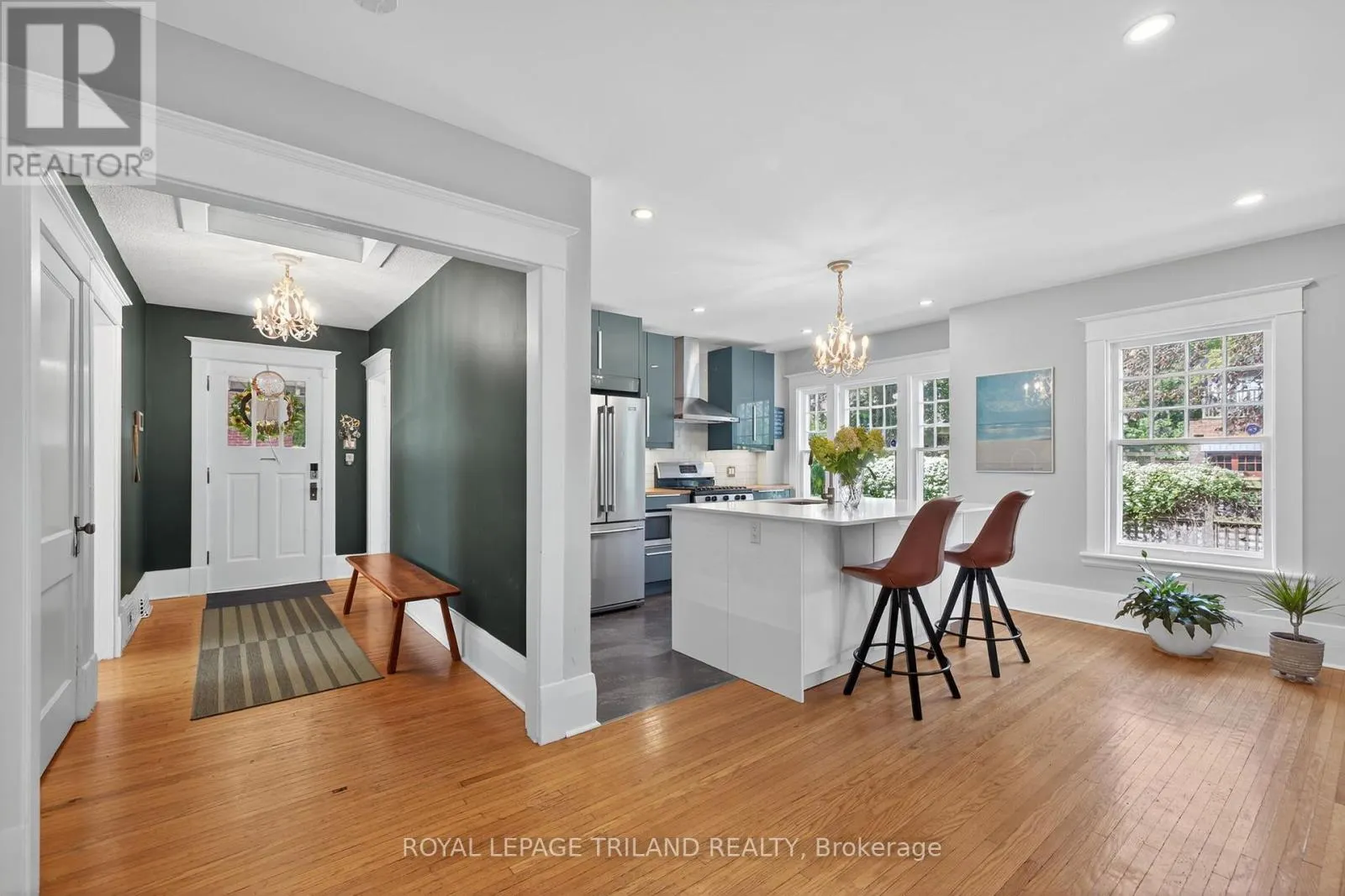 263 RIDOUT STREET S