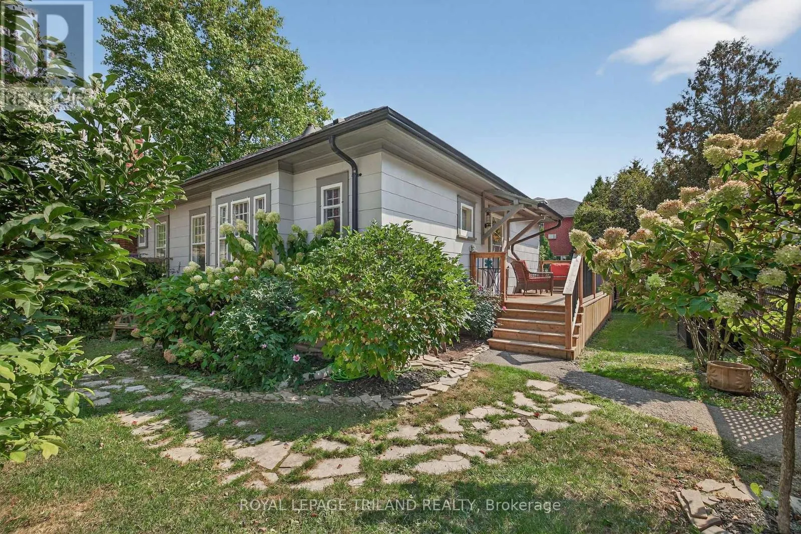 263 RIDOUT STREET S