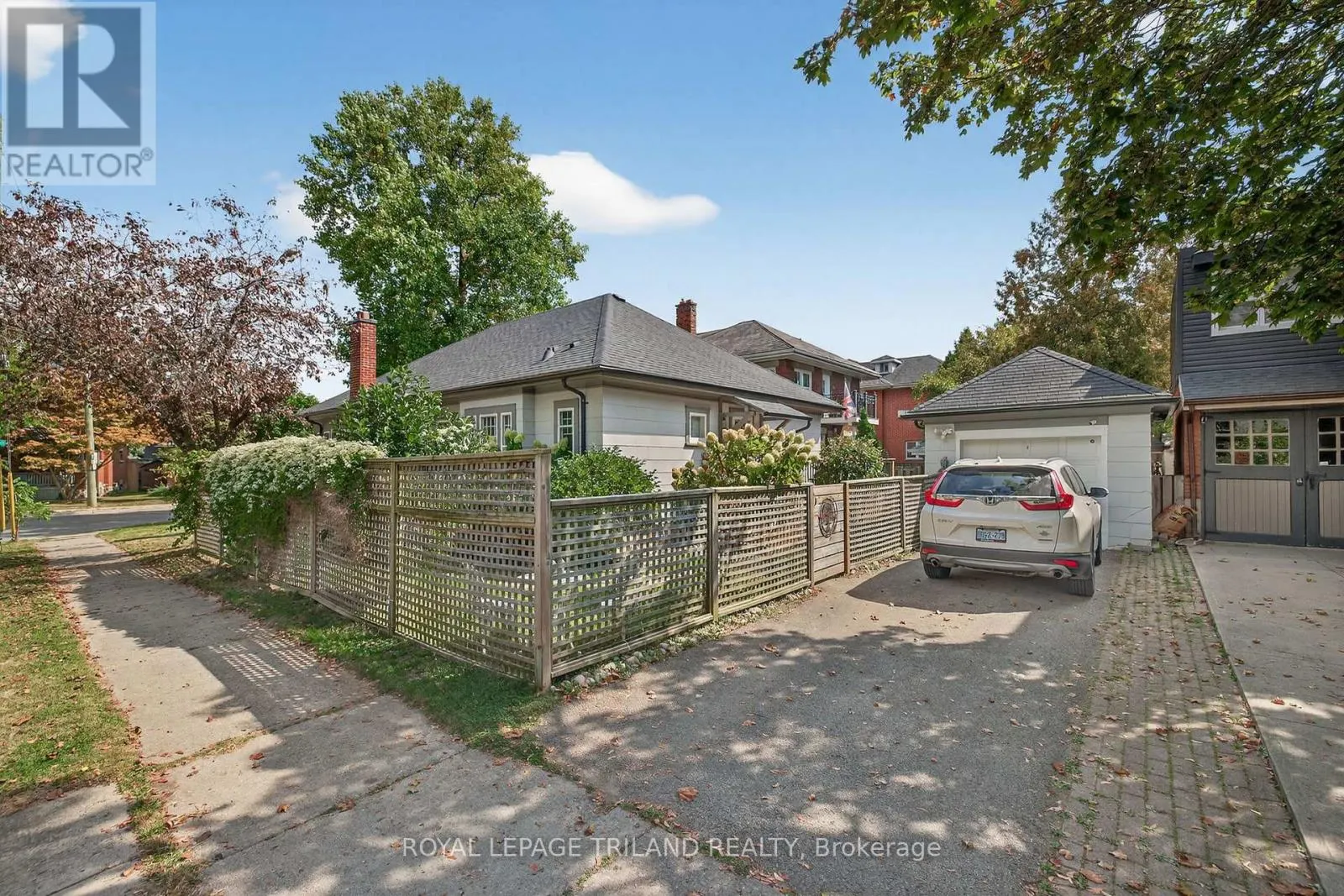 263 RIDOUT STREET S
