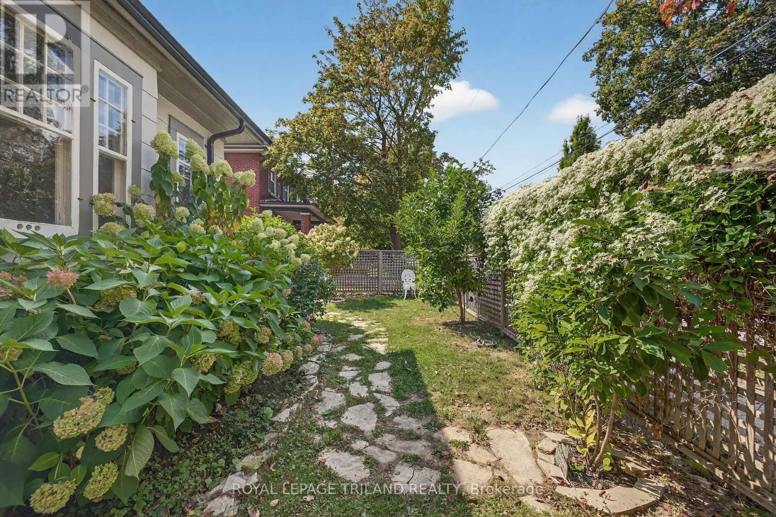 263 RIDOUT STREET S