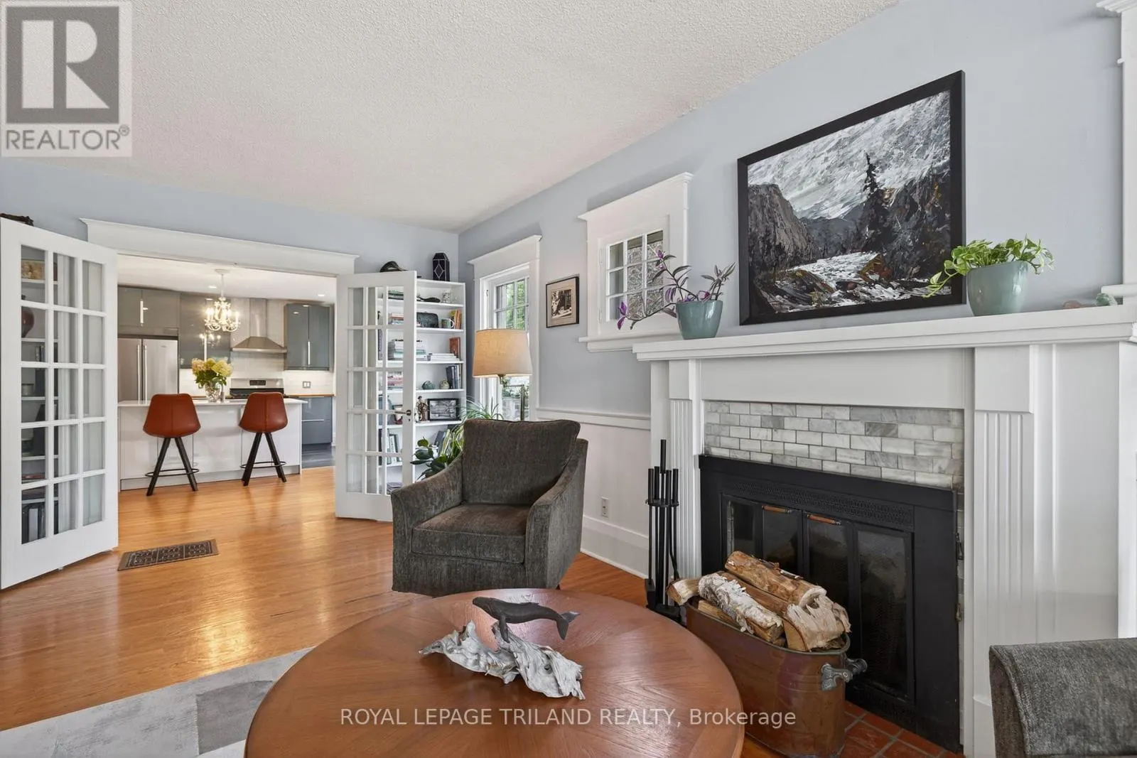 263 RIDOUT STREET S