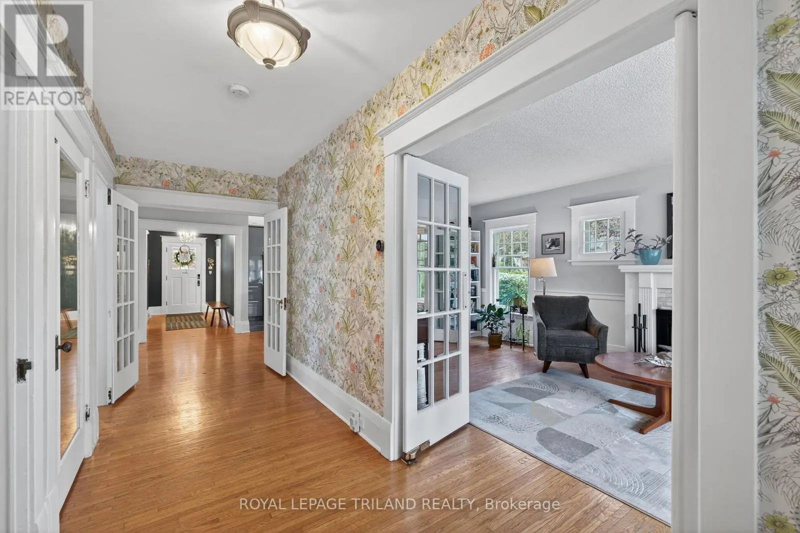 263 RIDOUT STREET S