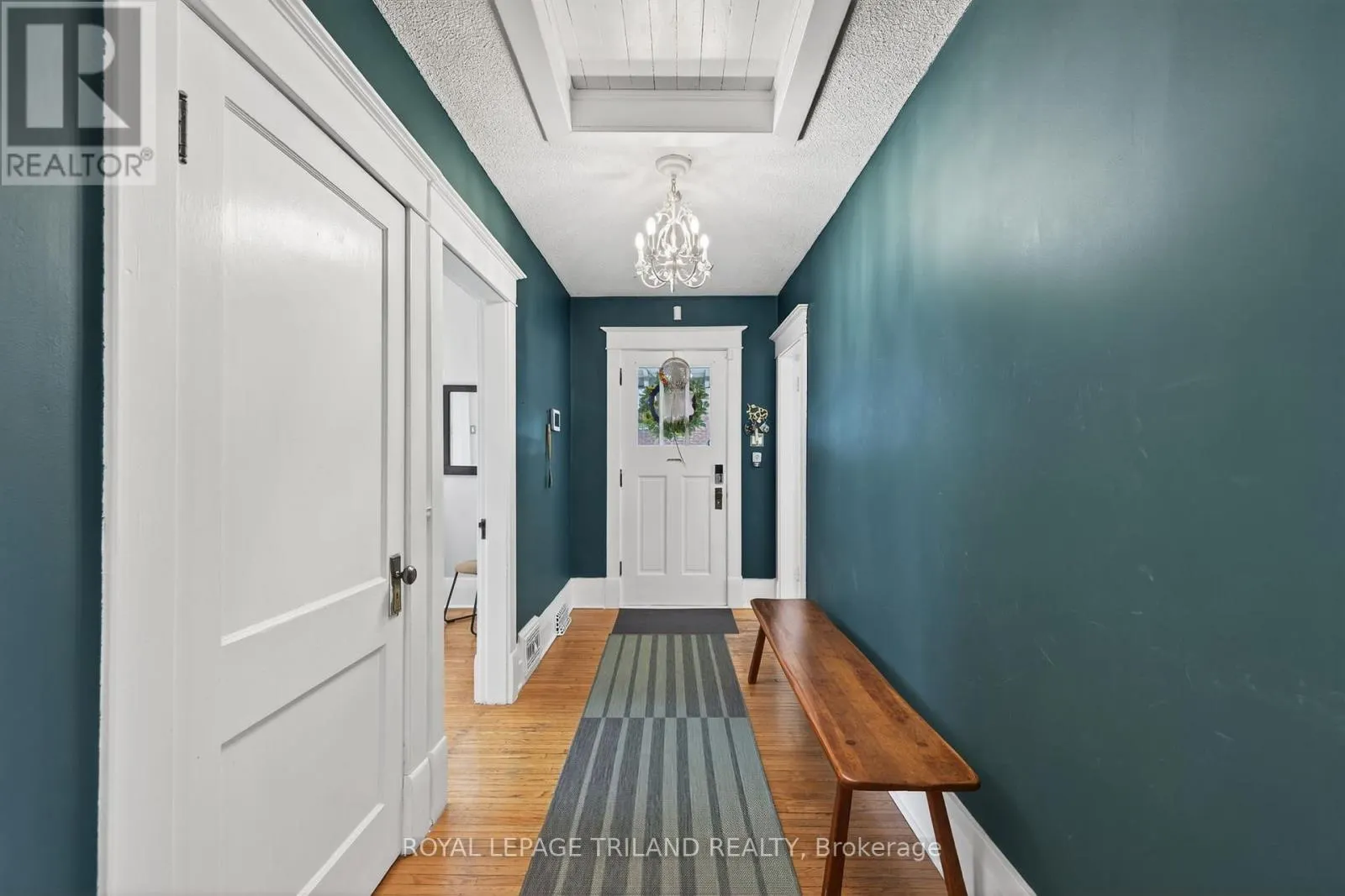 263 RIDOUT STREET S