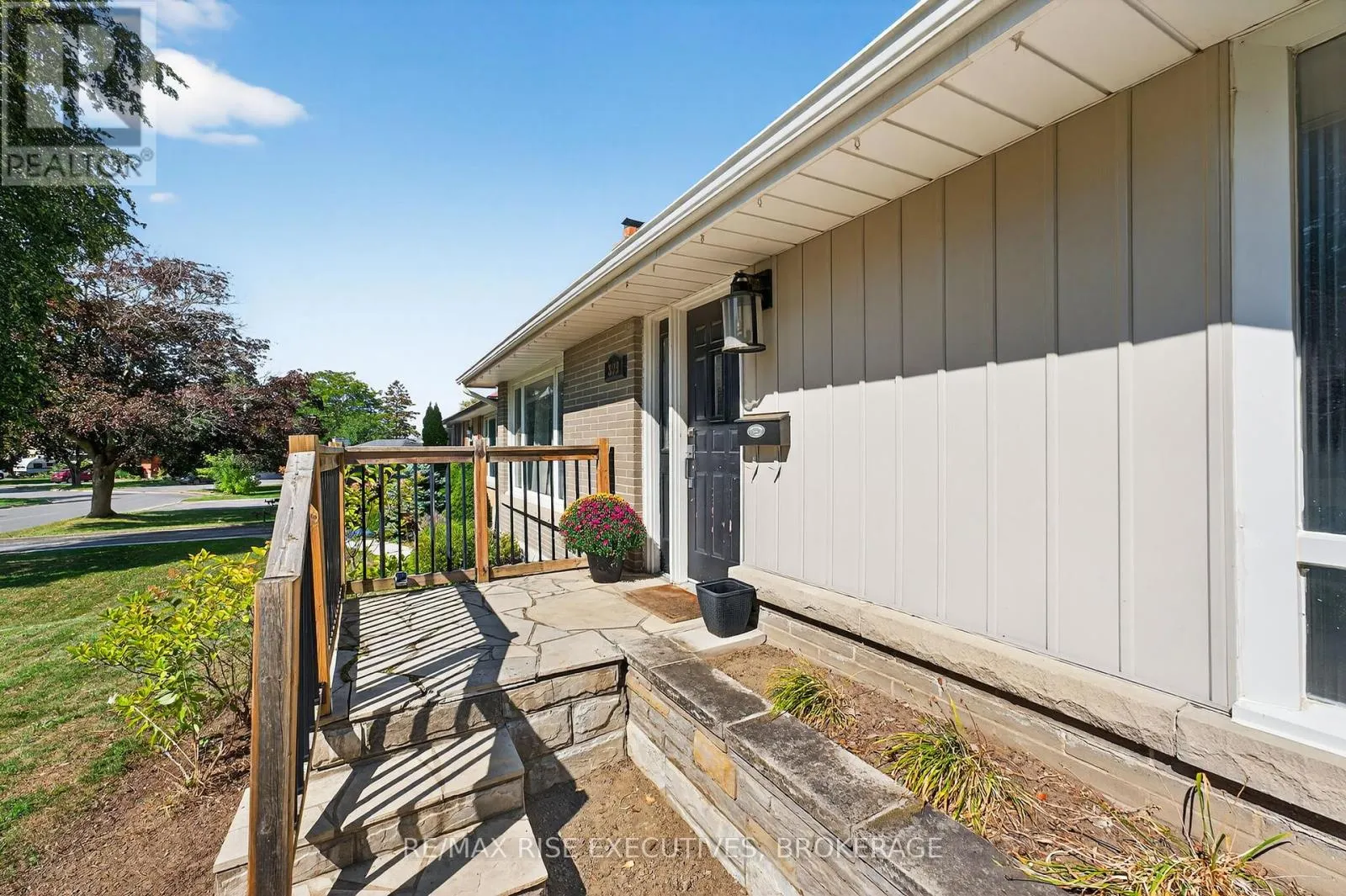 309 ARROWHEAD PLACE