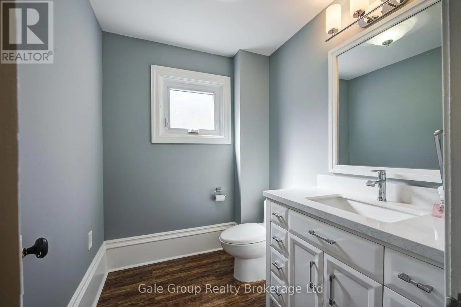 155 VANSITTART AVENUE