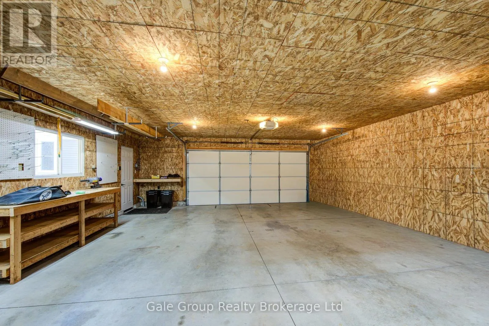 155 VANSITTART AVENUE