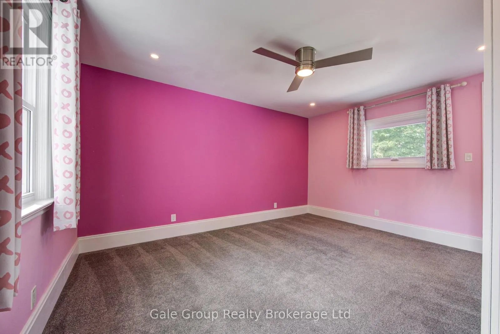 155 VANSITTART AVENUE