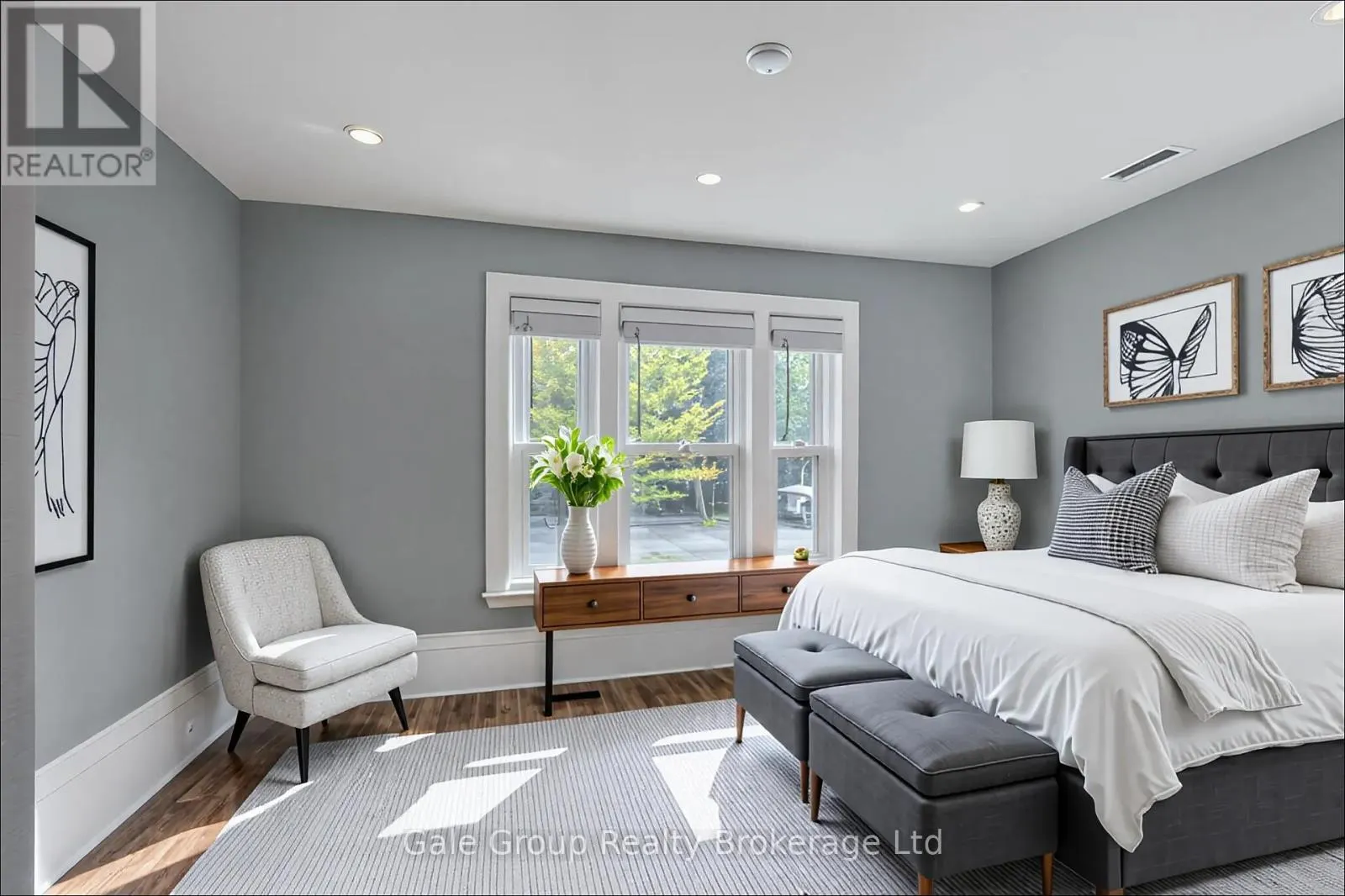 155 VANSITTART AVENUE
