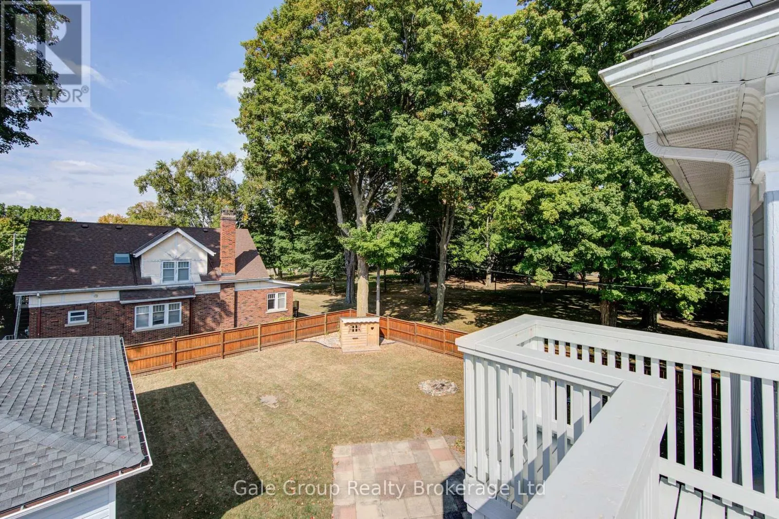 155 VANSITTART AVENUE