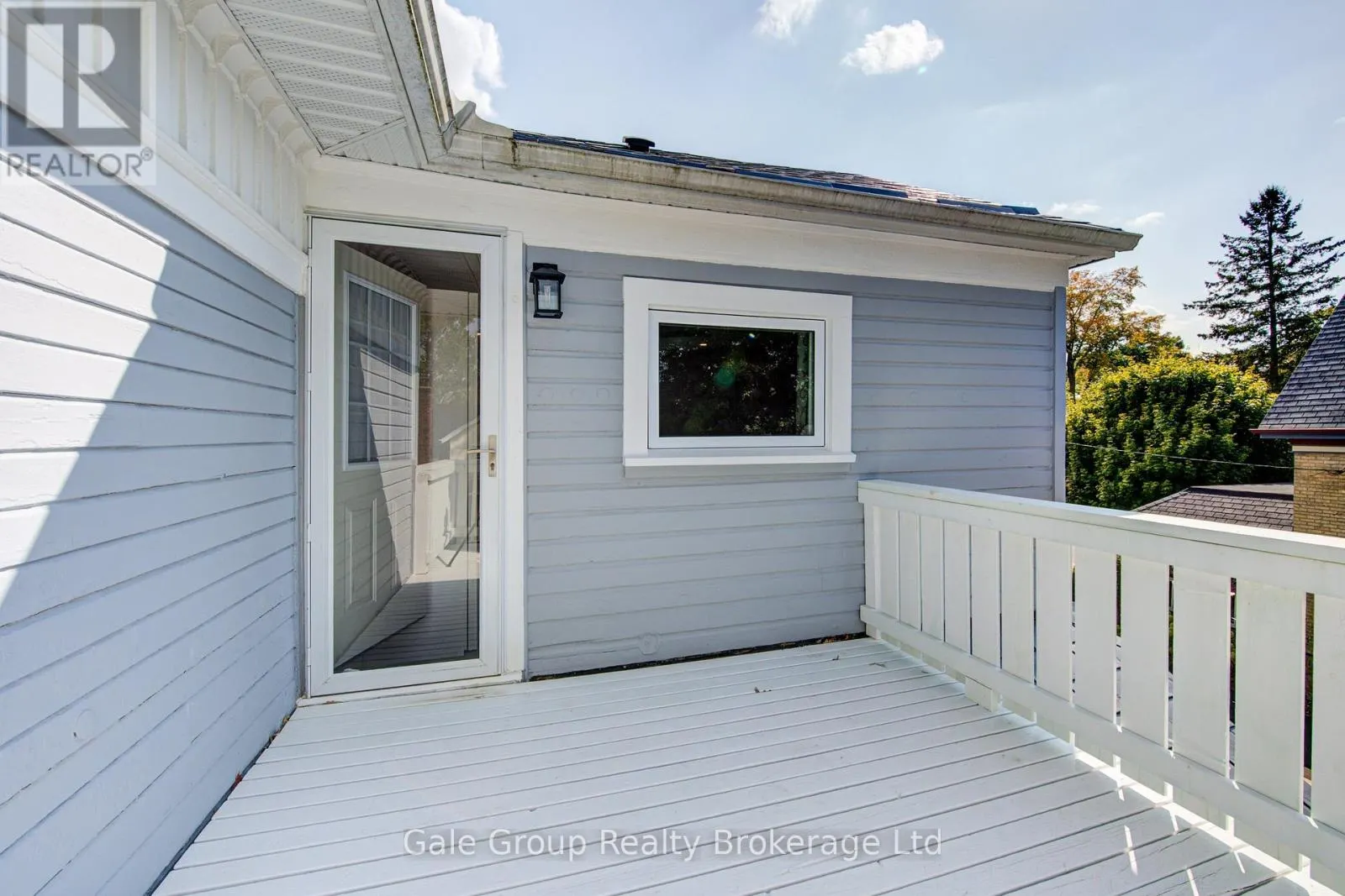 155 VANSITTART AVENUE