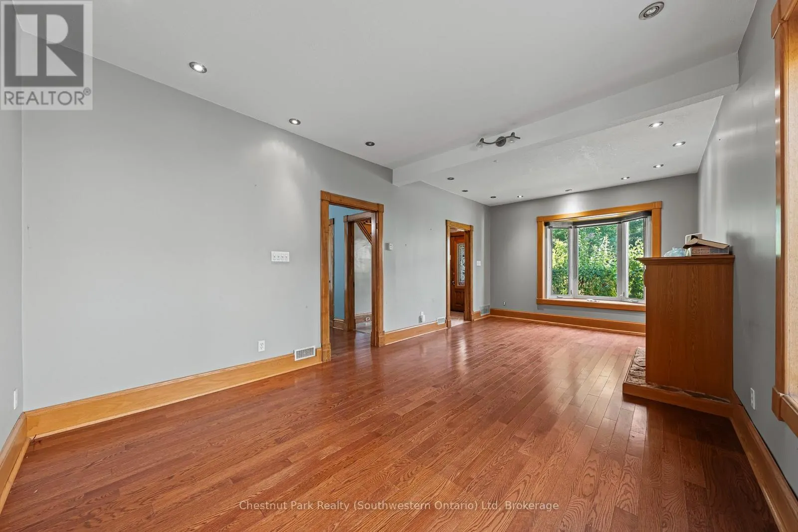 6 THERESA STREET