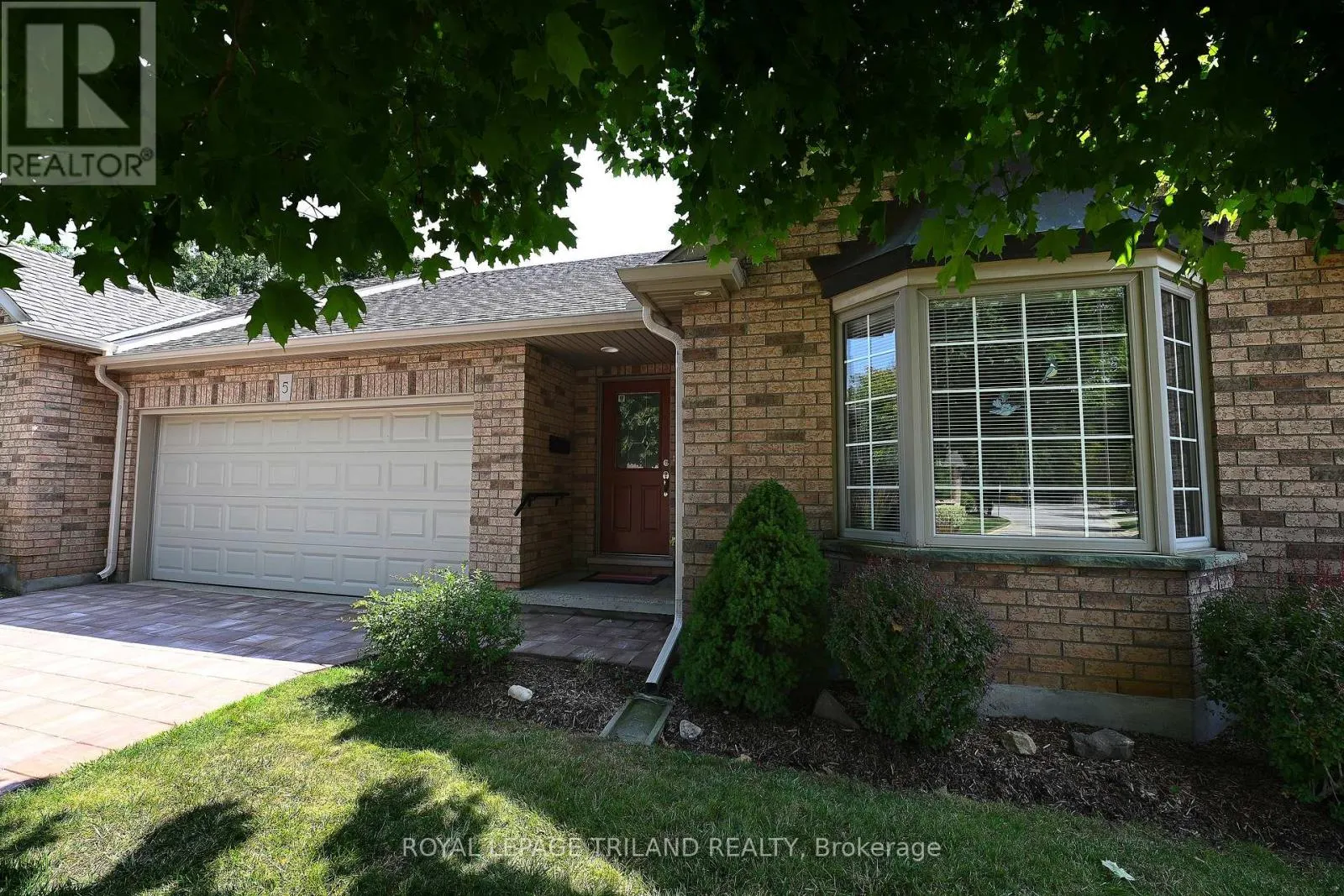 5 - 4067 COLONEL TALBOT ROAD, #5