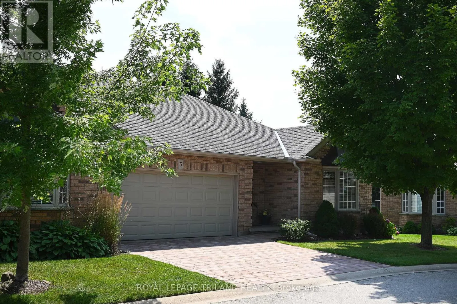 5 - 4067 COLONEL TALBOT ROAD, #5