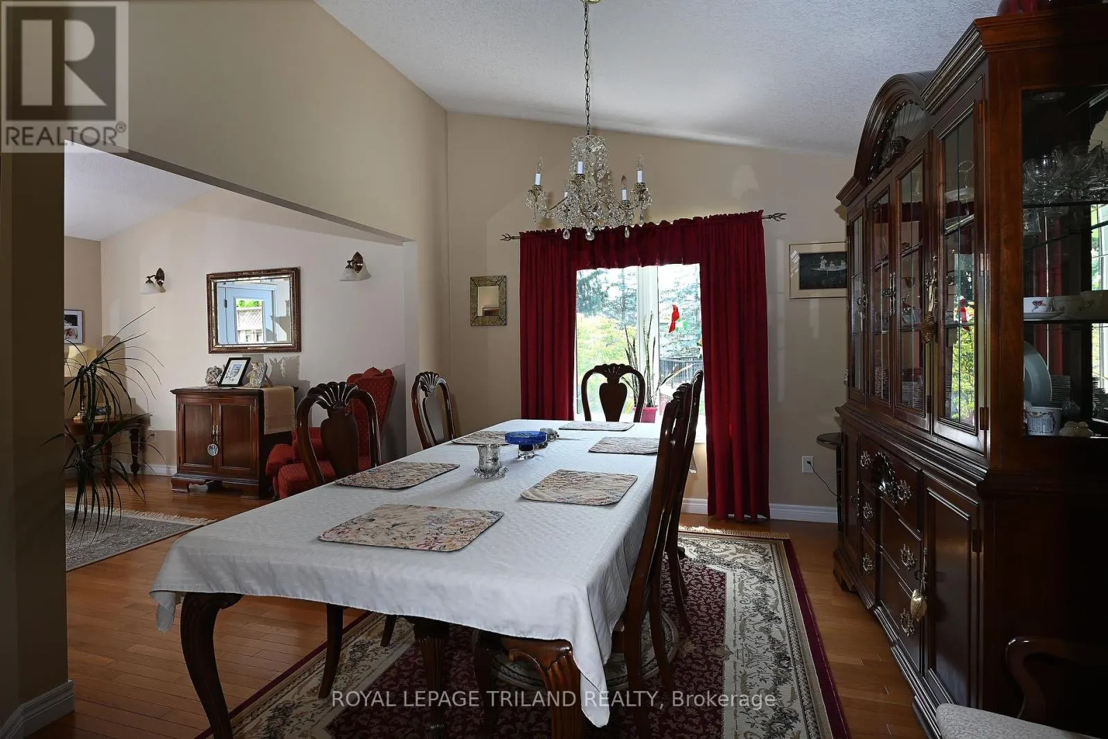 5 - 4067 COLONEL TALBOT ROAD, #5