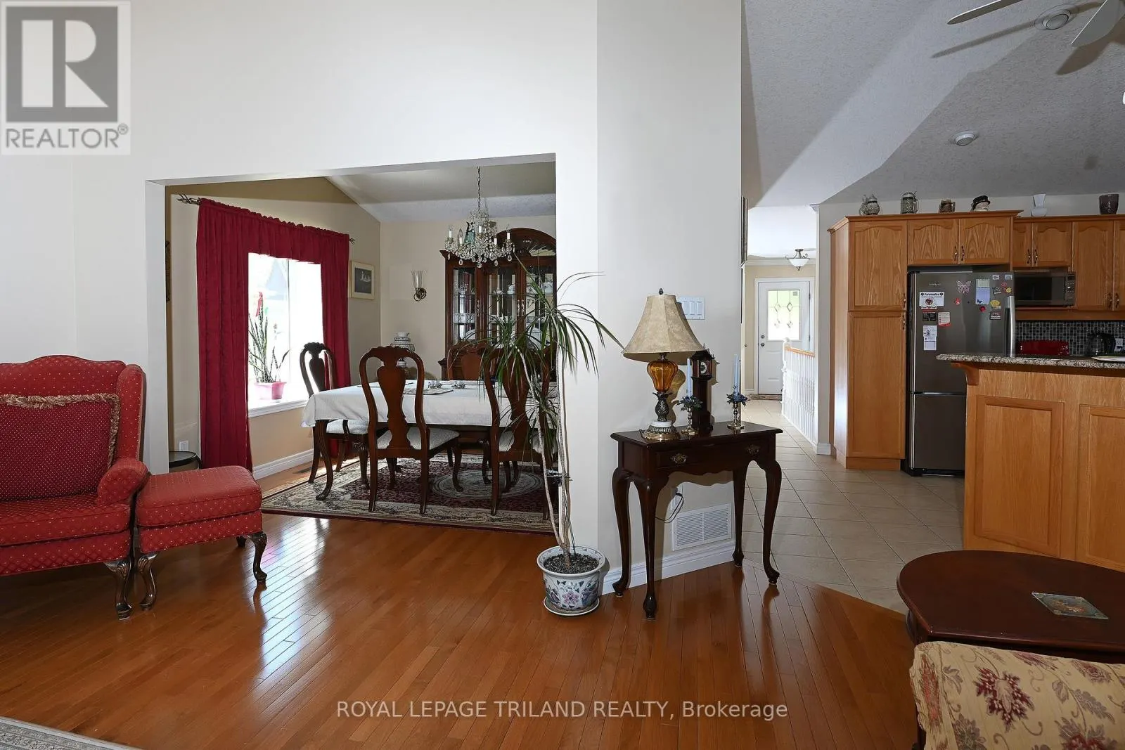 5 - 4067 COLONEL TALBOT ROAD, #5