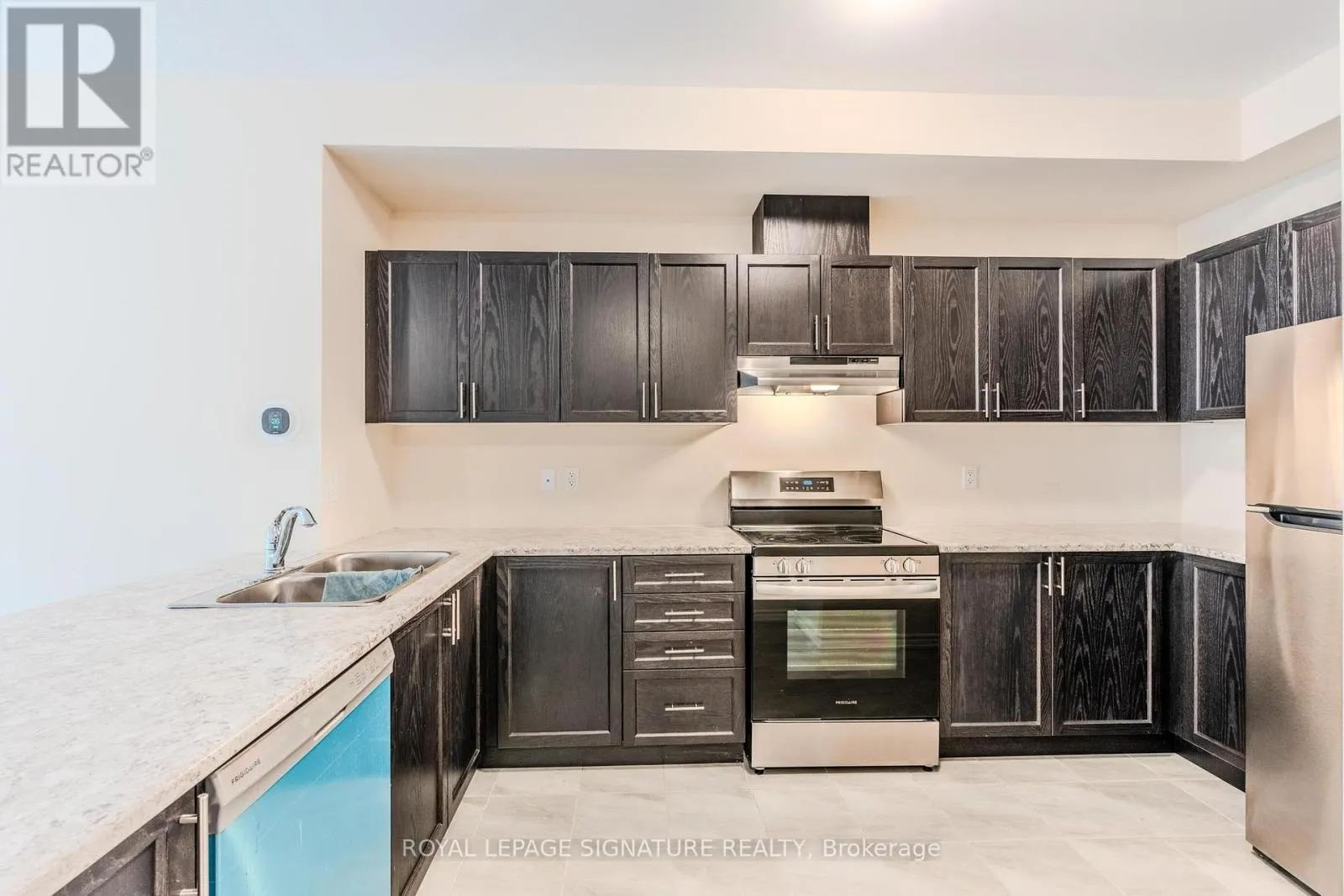 149 - 677 PARK ROAD N