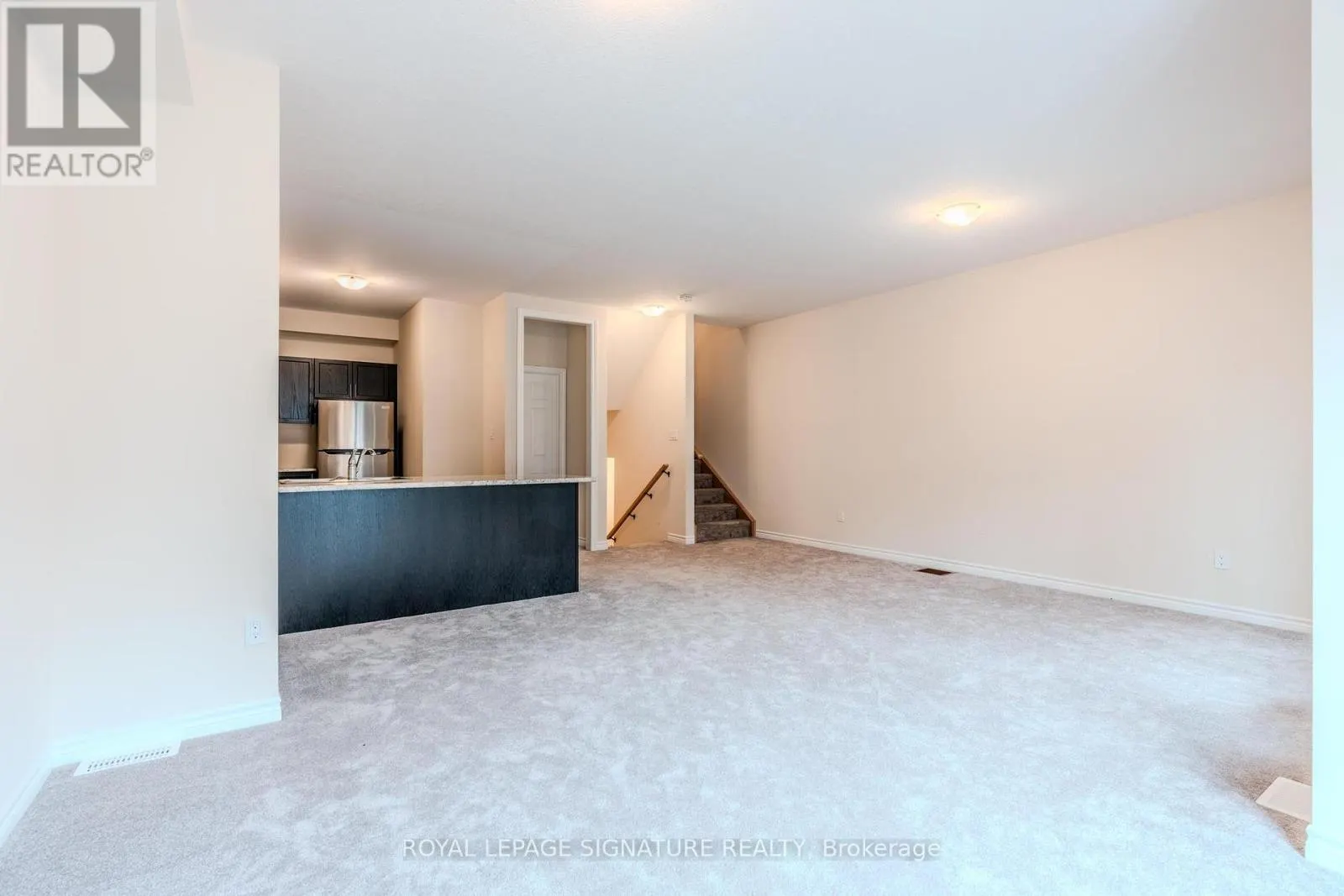 149 - 677 PARK ROAD N