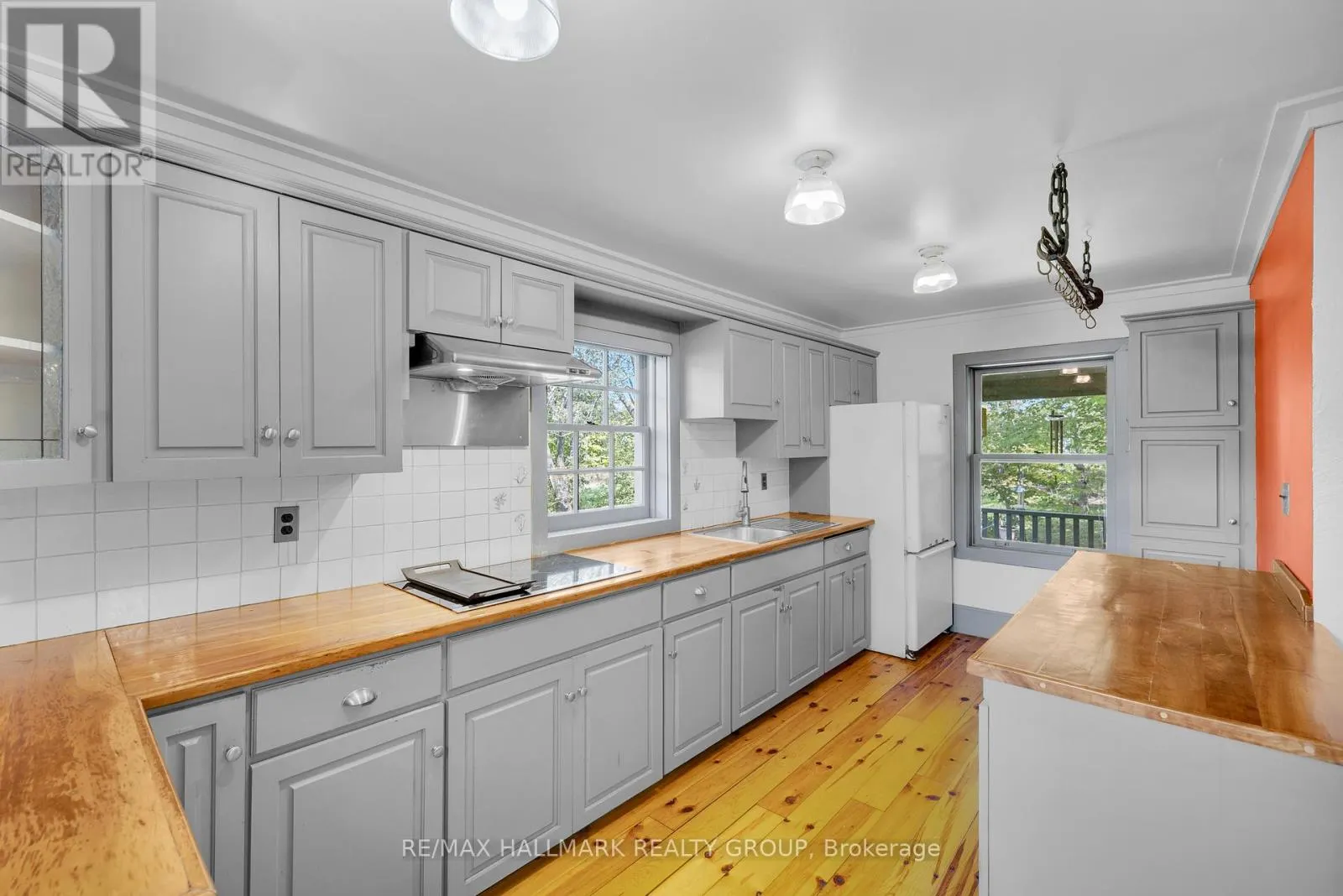30 BALLYCANOE ROAD