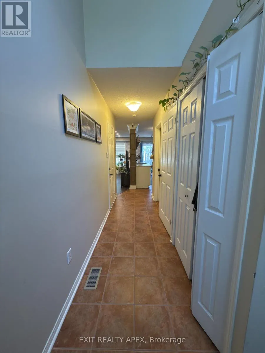 9 - 76 FRANCES AVENUE