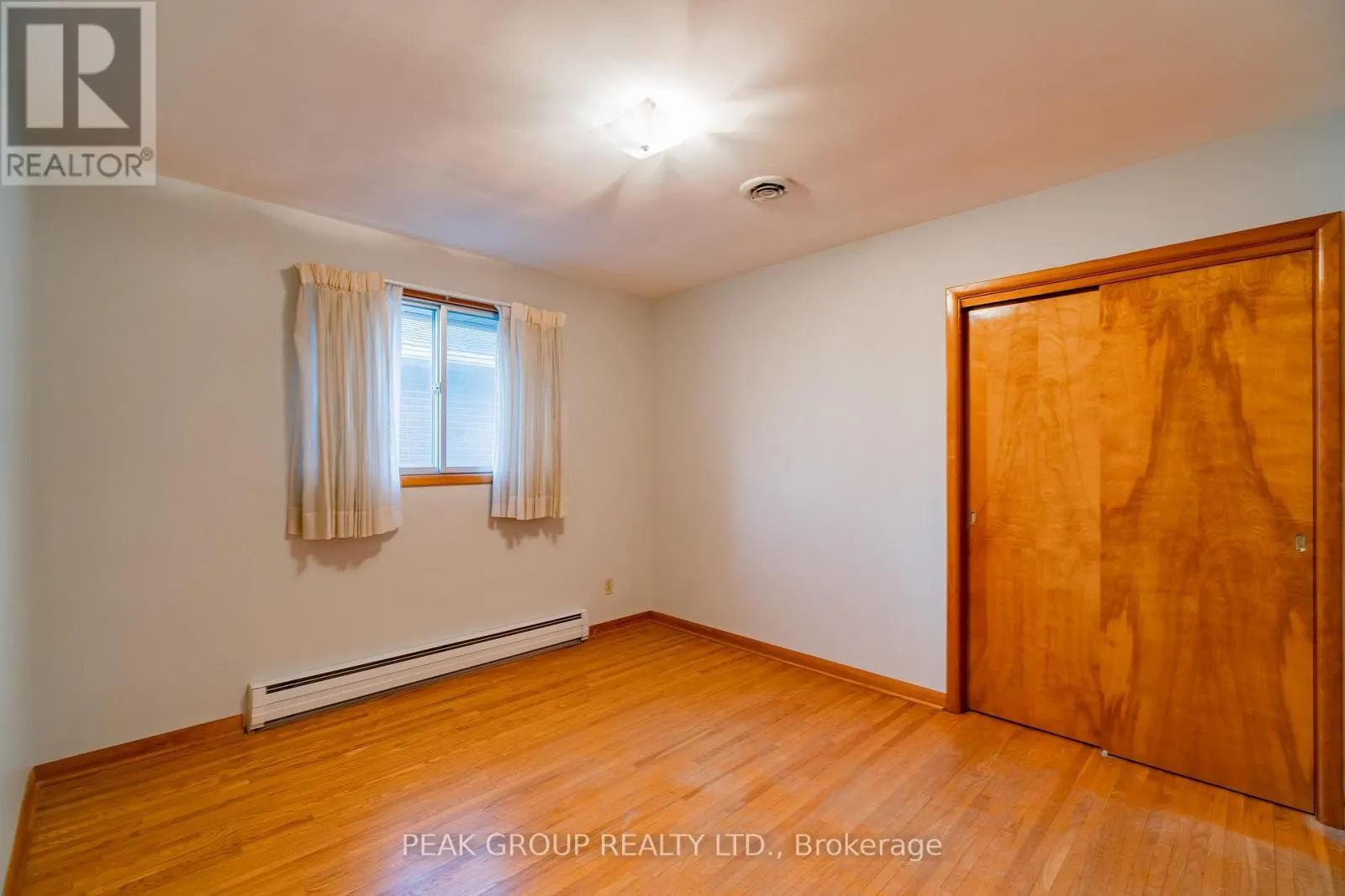 UPPER - 248 BERTIE STREET, #UPPER