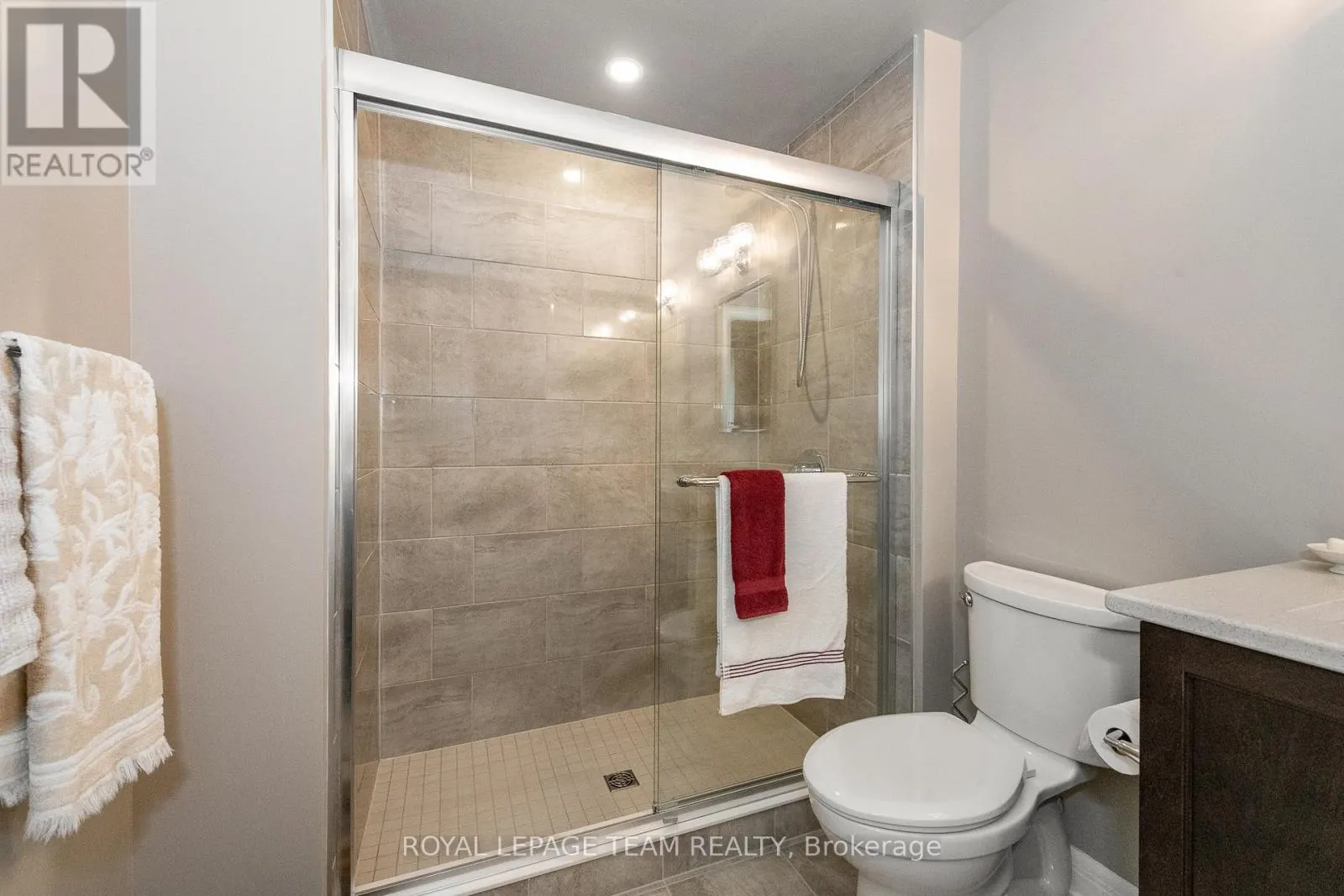 302 - 190 BOUNDSTONE WAY