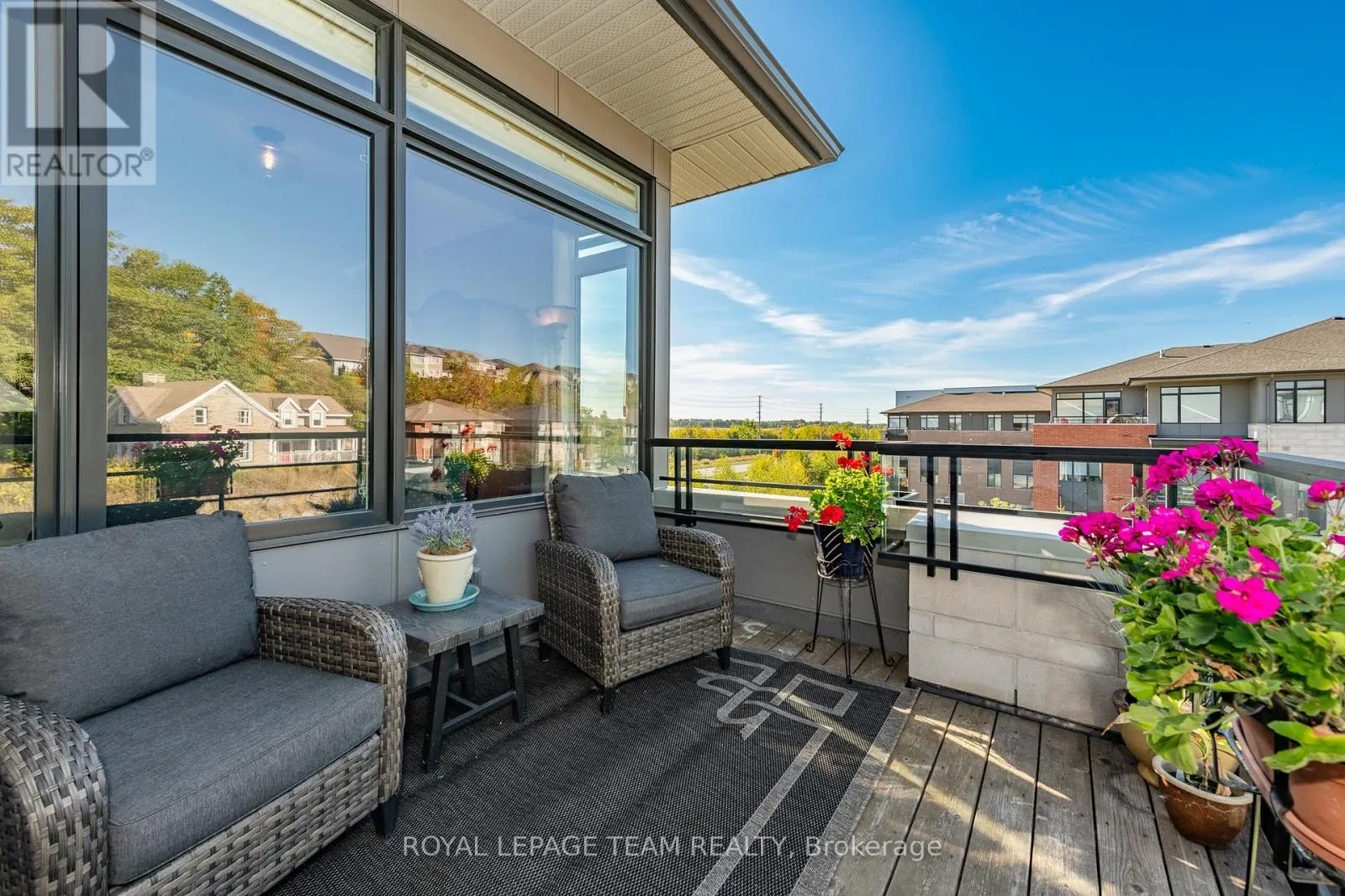 302 - 190 BOUNDSTONE WAY