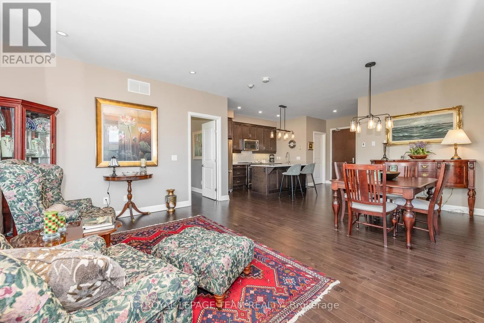 302 - 190 BOUNDSTONE WAY