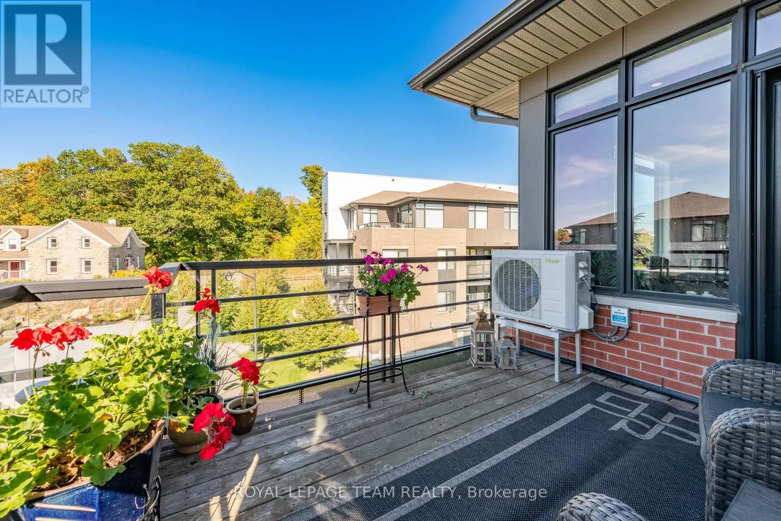 302 - 190 BOUNDSTONE WAY