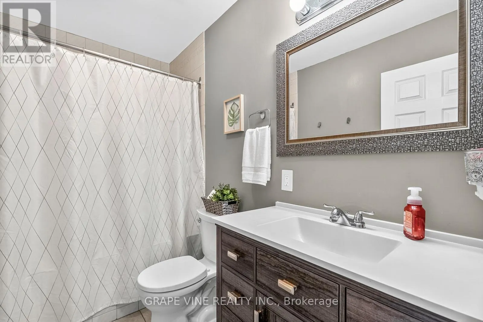 1366 CORNFIELD CRESCENT