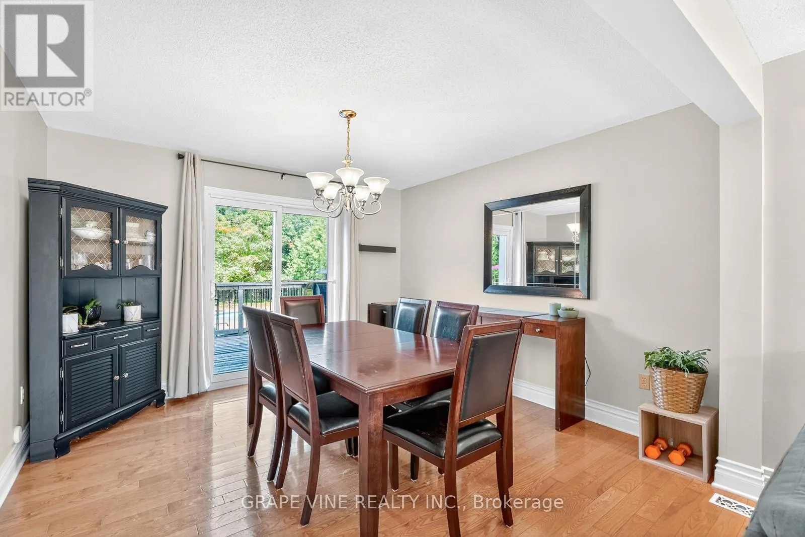 1366 CORNFIELD CRESCENT