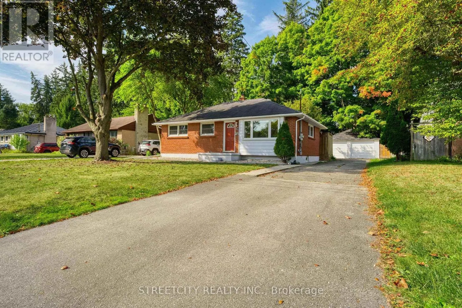 167 TROWBRIDGE AVENUE