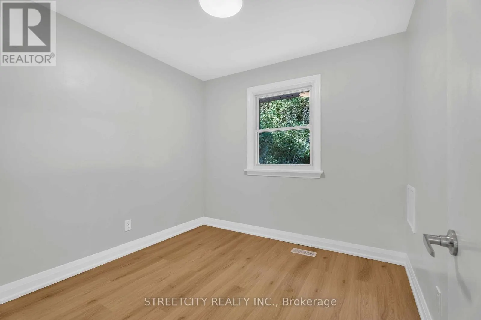 167 TROWBRIDGE AVENUE