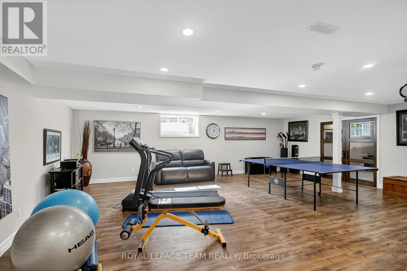 128 CHENOA WAY