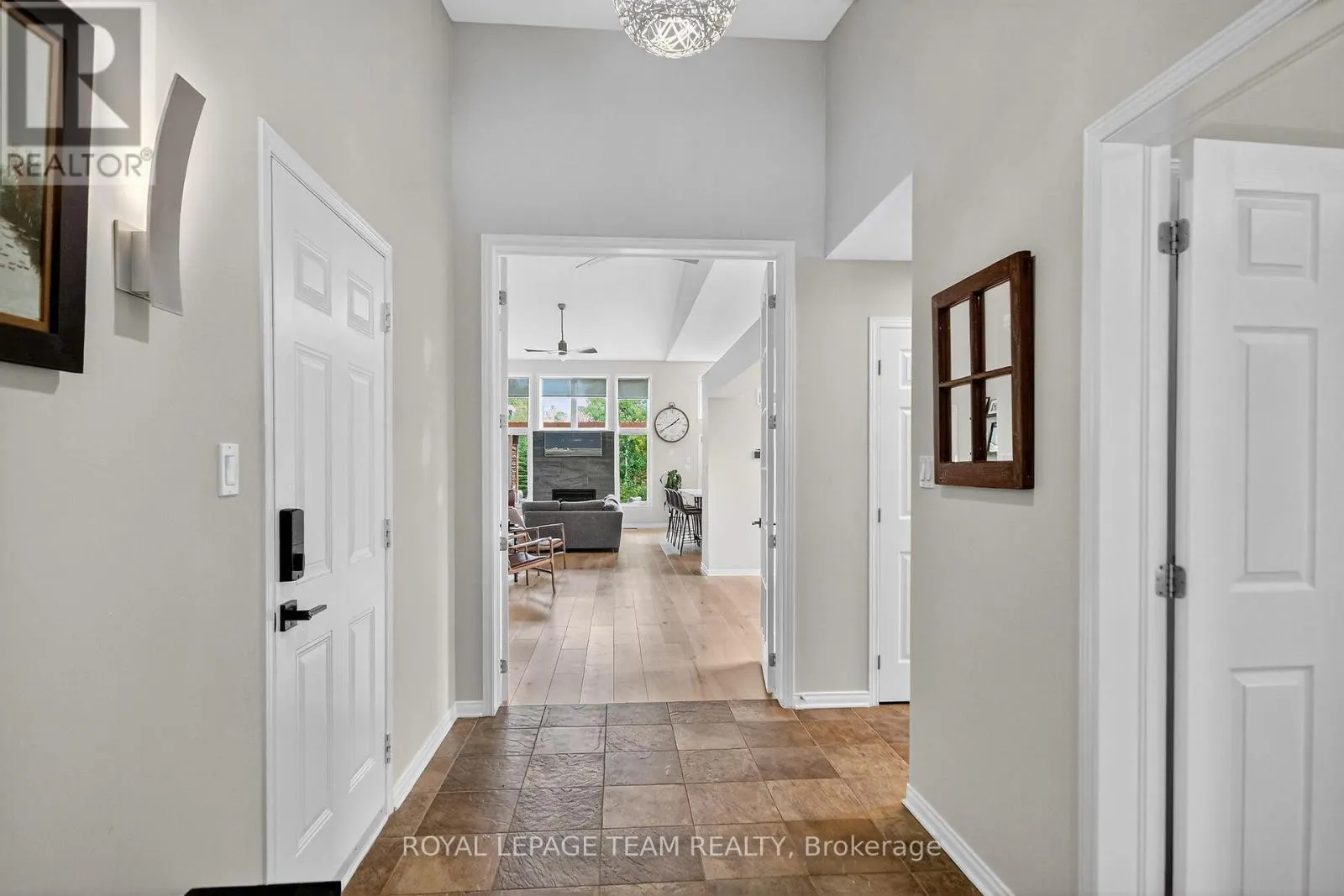 128 CHENOA WAY